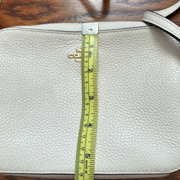 Coach small crossbody. - Picture 8 of 9